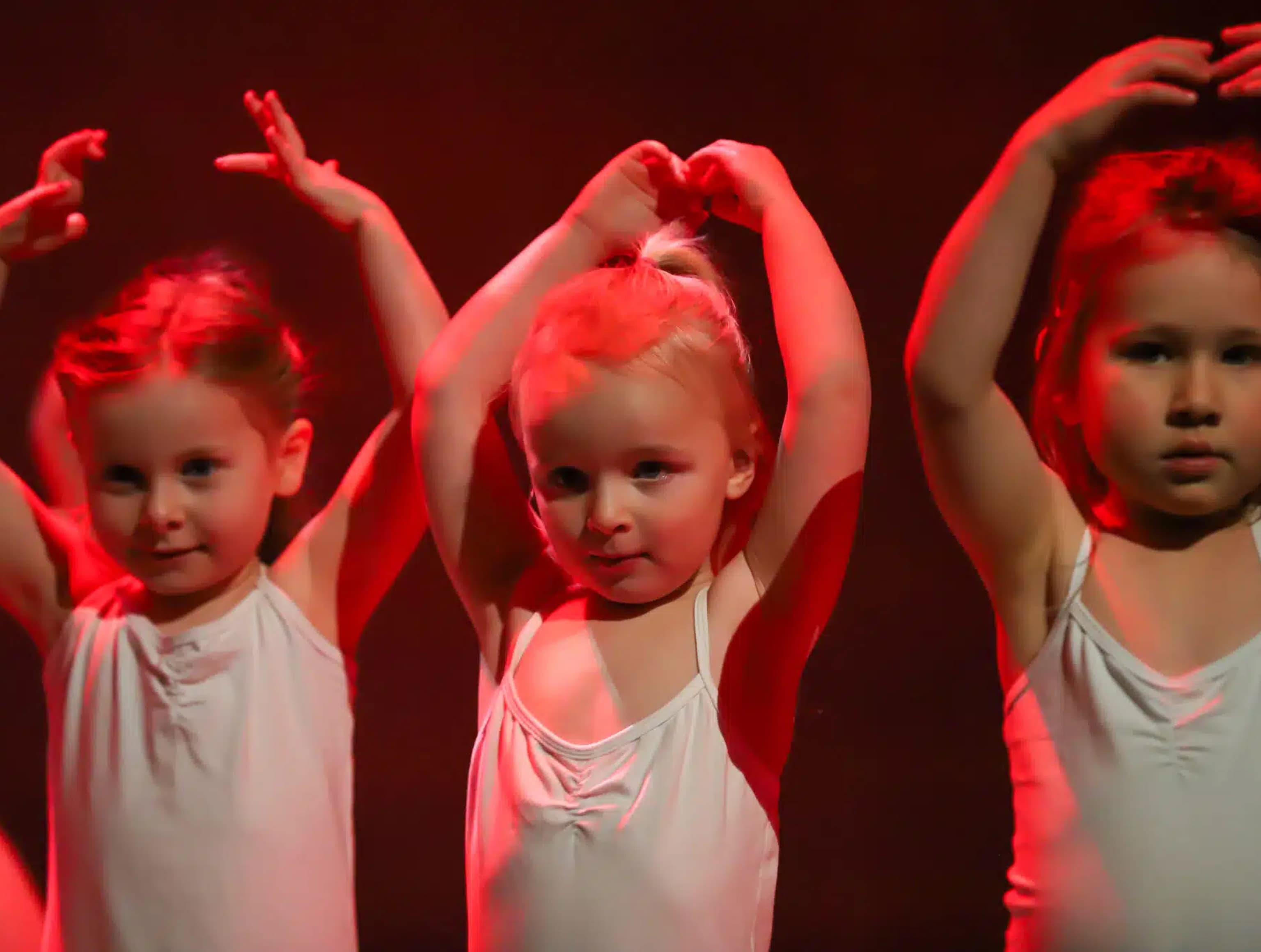Ballett Ungdom — Ballett hos Catchy Dansestudio